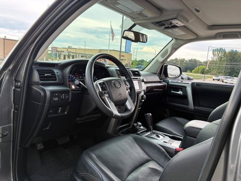 Used 2019 Toyota 4Runner Limited AWD/4WD image 14