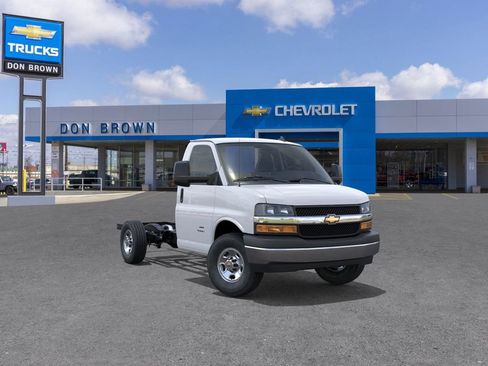 New 2025 Chevrolet Express 3500 Work Van w/ Power Convenience Package image 48