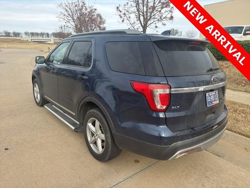 Used 2016 Ford Explorer XLT w/ Equipment Group 202A image 5