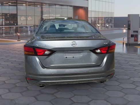 Used 2019 Nissan Altima 2.5 SV image 7