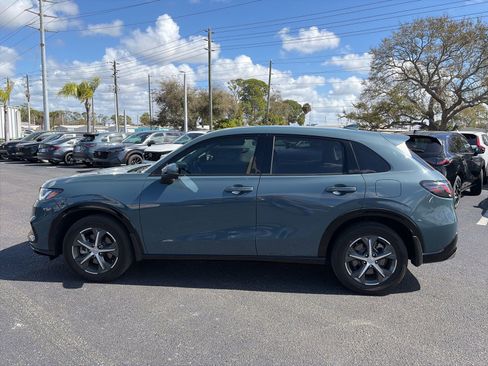 Certified 2024 Honda HR-V EX-L image 4