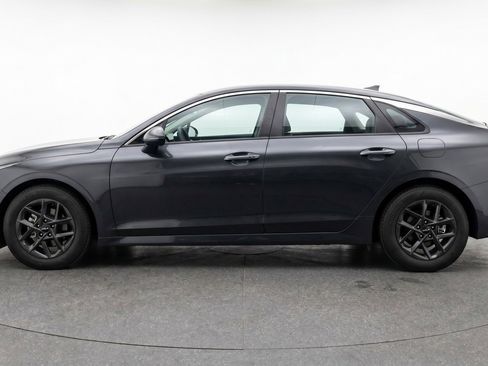 Used 2025 Kia K5 LXS FWD image 5