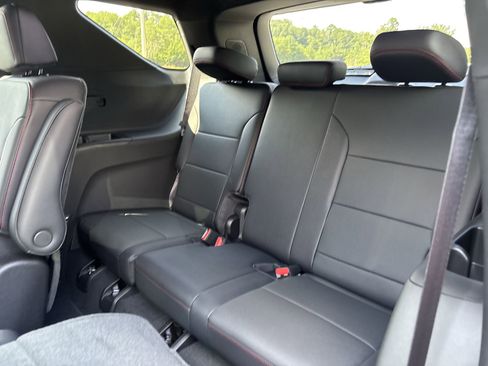 New 2026 Chevrolet Traverse Z71 w/ Driver Confidence Package image 25