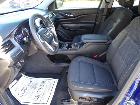 Used 2023 GMC Acadia AWD Elevation w/ Elevation Edition image 3