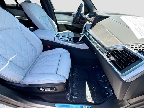 New 2026 BMW X5 xDrive50e w/ Executive Package AWD/4WD image 15