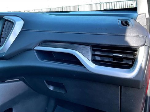 Used 2022 GMC Terrain SLE image 18