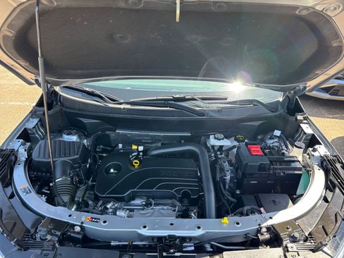 Used 2025 Chevrolet Equinox LT FWD image 33