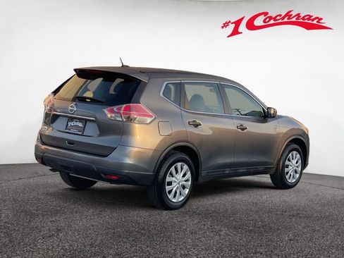 Used 2016 Nissan Rogue S FWD image 22