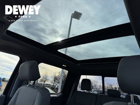 Used 2016 Ford F150 XLT w/ Equipment Group 302A Luxury image 19