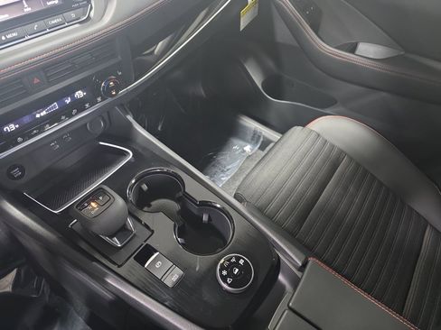 New 2026 Nissan Rogue SV w/ Rock Creek Premium Package AWD/4WD image 25