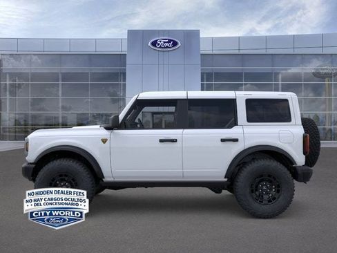 New 2026 Ford Bronco Badlands AWD/4WD image 3