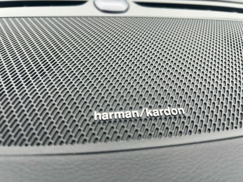 Used 2024 Volvo XC90 T8 Ultimate w/ Protection Package image 26