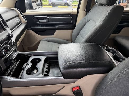 Used 2020 RAM 1500 Big Horn AWD/4WD image 13