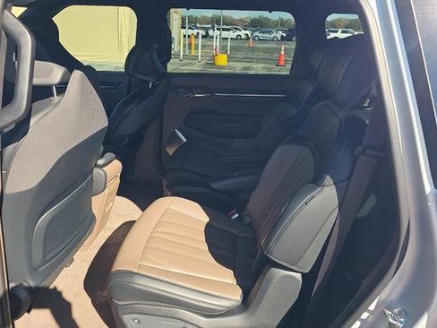 Used 2024 Kia EV9 GT-Line image 9