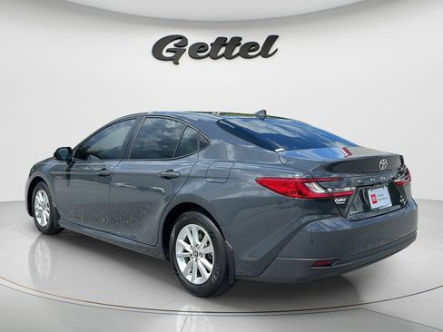 Used 2025 Toyota Camry LE FWD image 7