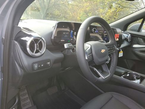 New 2026 Chevrolet Blazer EV LT image 16