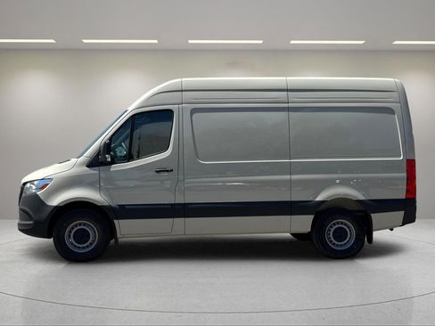 New 2025 Mercedes-Benz Sprinter 2500 image 7