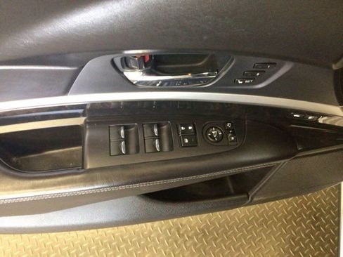 Used 2018 Acura RLX w/ Technology Package FWD image 23