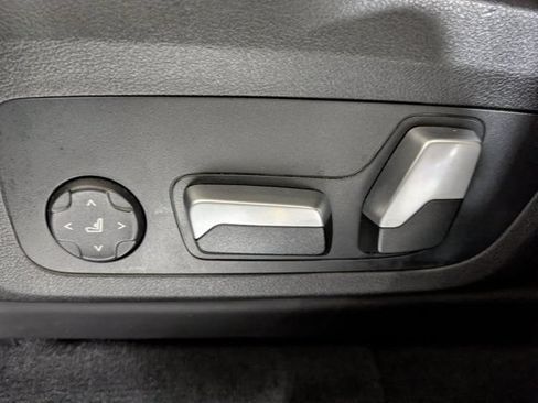 Used 2022 BMW X4 xDrive30i w/ Parking Assistance Package AWD/4WD image 21