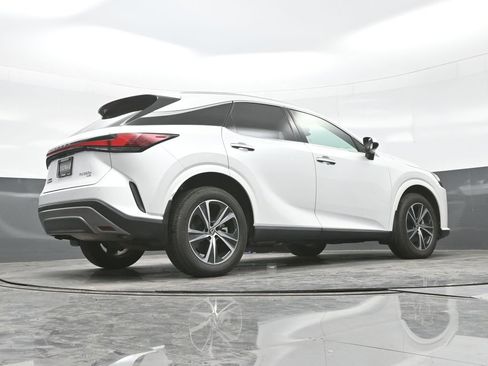 Used 2023 Lexus RX 350h w/ Cold Area Package AWD/4WD image 27