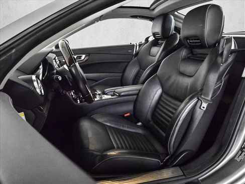 Used 2013 Mercedes-Benz SL 550 image 17