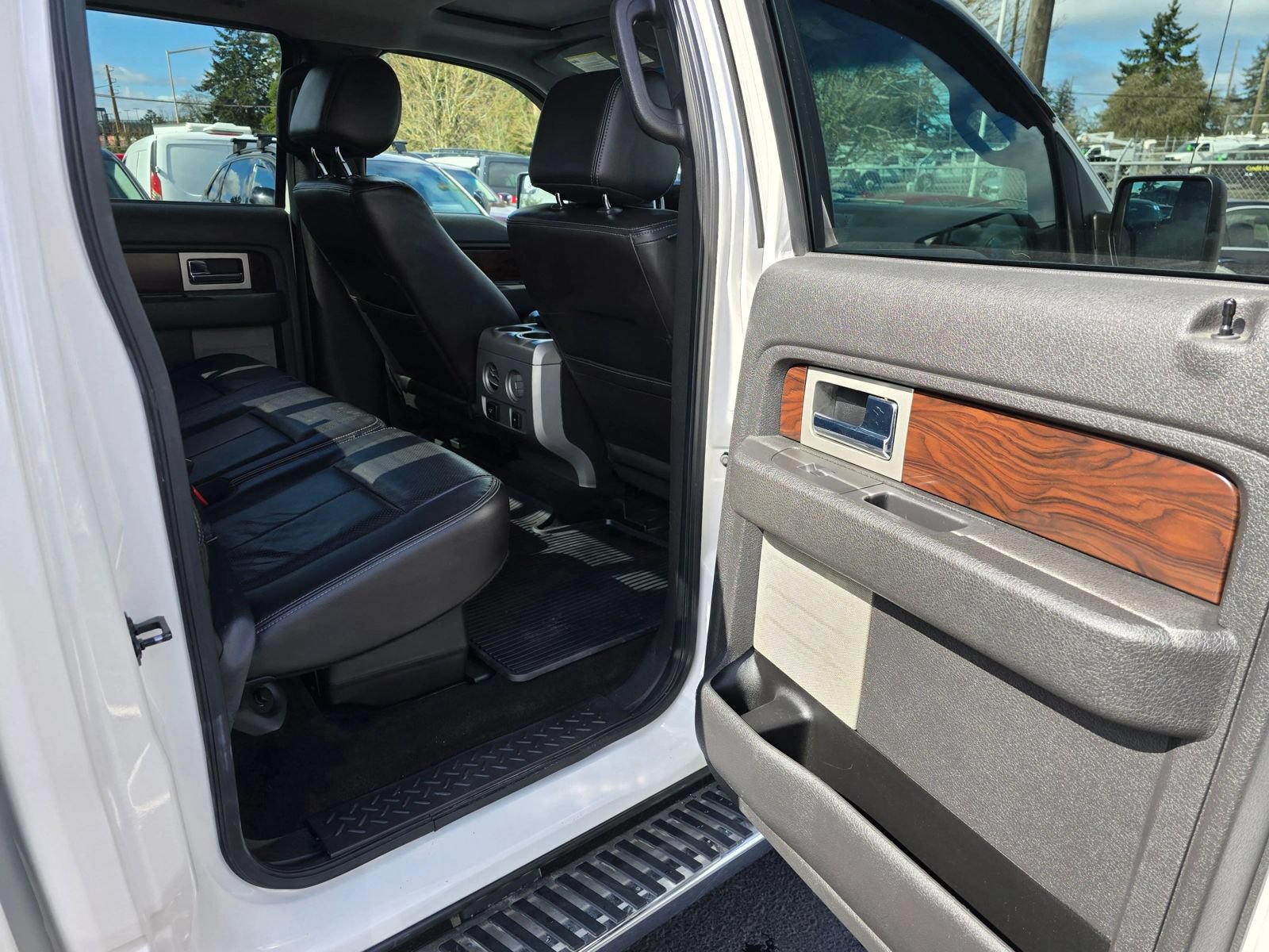 Used 2012 Ford F150 Lariat w/ Max Trailer Tow Pkg AWD/4WD image 14