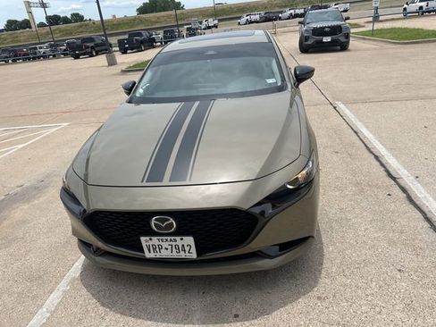 Used 2024 MAZDA MAZDA3 s AWD/4WD image 2