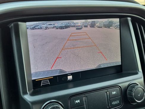 Used 2020 Chevrolet Colorado LT w/ LT Convenience Package AWD/4WD image 27