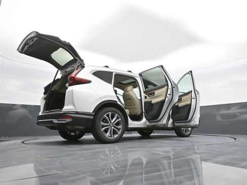 Used 2022 Honda CR-V Touring image 47