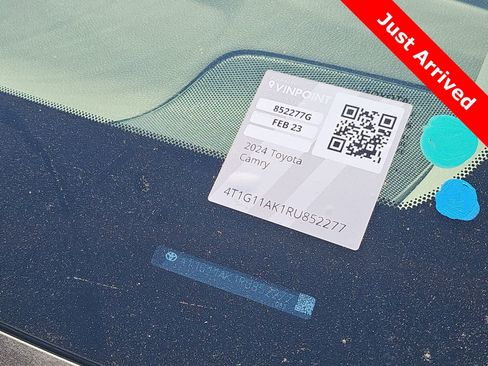 Used 2024 Toyota Camry SE image 24