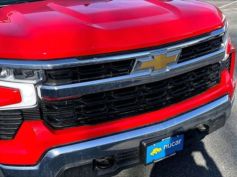 Used 2025 Chevrolet Silverado 1500 LT image 30
