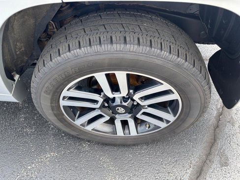 Certified 2019 Toyota 4Runner Limited AWD/4WD image 8