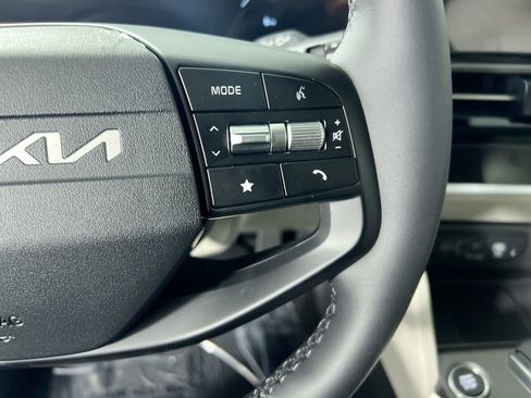 Certified 2026 Kia Sportage SX image 18