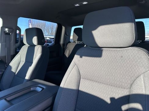 Used 2022 Chevrolet Silverado 1500 Custom image 19