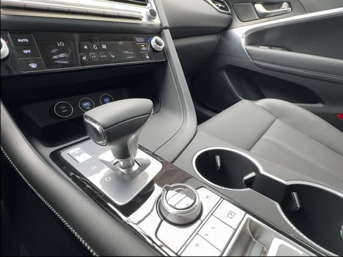 Used 2026 Genesis G70 2.5T RWD image 44