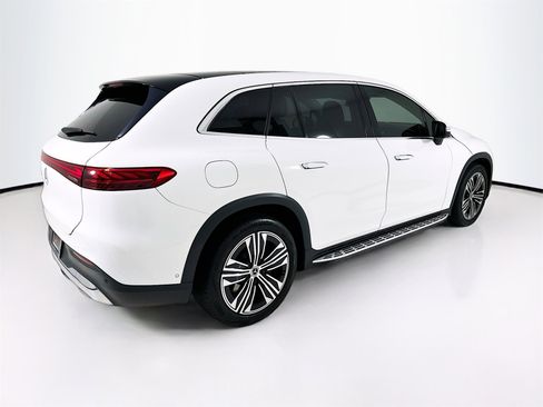 Used 2023 Mercedes-Benz EQS 450+ SUV image 8