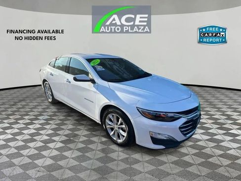 Used 2022 Chevrolet Malibu LT image 1