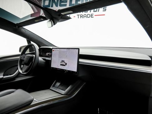 Used 2023 Tesla Model X AWD/4WD image 15