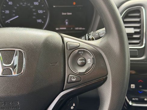 Used 2019 Honda HR-V EX image 19