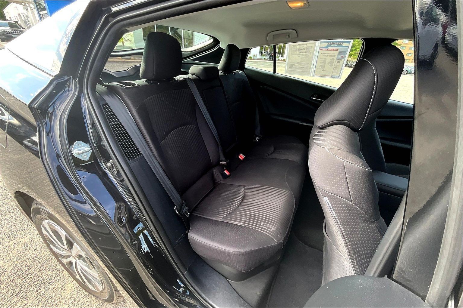 Used 2021 Toyota Prius Prime LE w/ Carpet Mat Package (TMS) FWD image 28