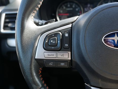 Used 2017 Subaru Crosstrek 2.0i Premium w/ Moonroof Package image 31