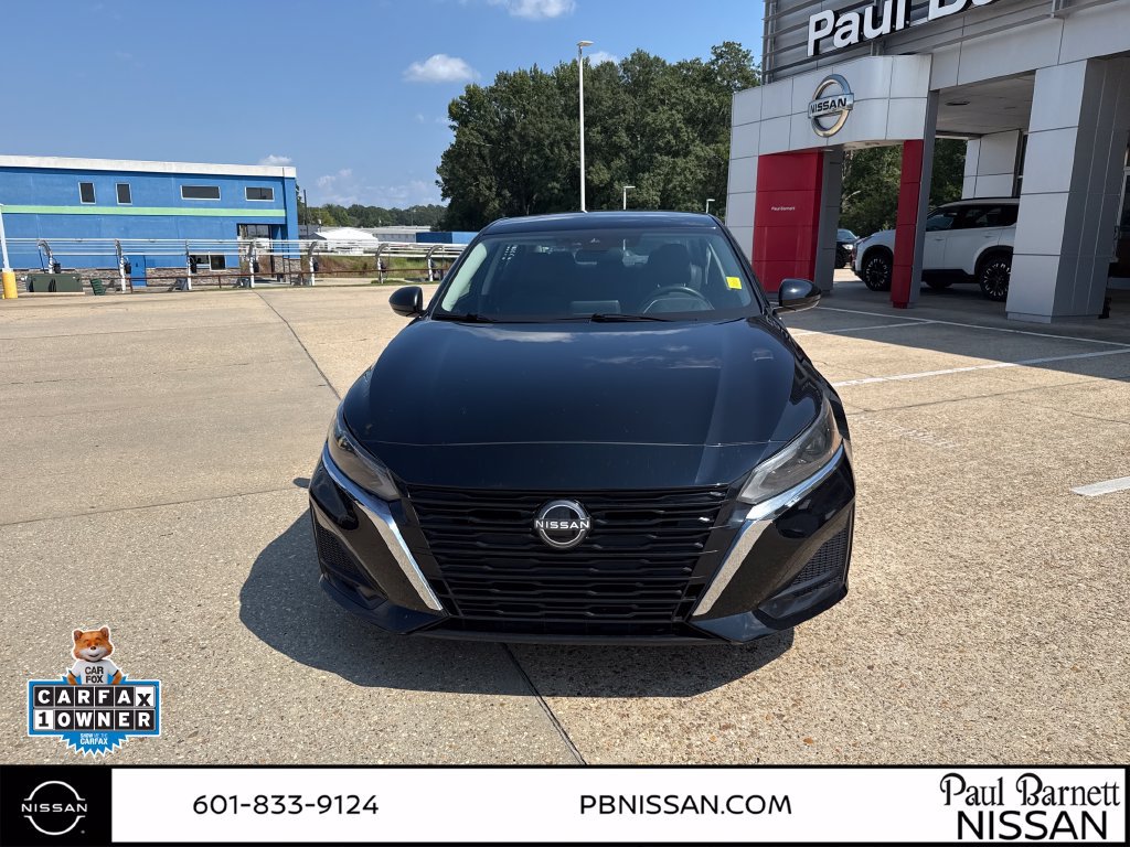 Used 2024 Nissan Altima 2.5 SV FWD image 18