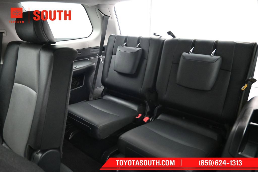 Used 2023 Toyota 4Runner SR5 Premium w/ Moonroof Package RWD image 27