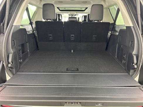 New 2026 Ford Expedition Max Platinum w/ Driver's Package image 39