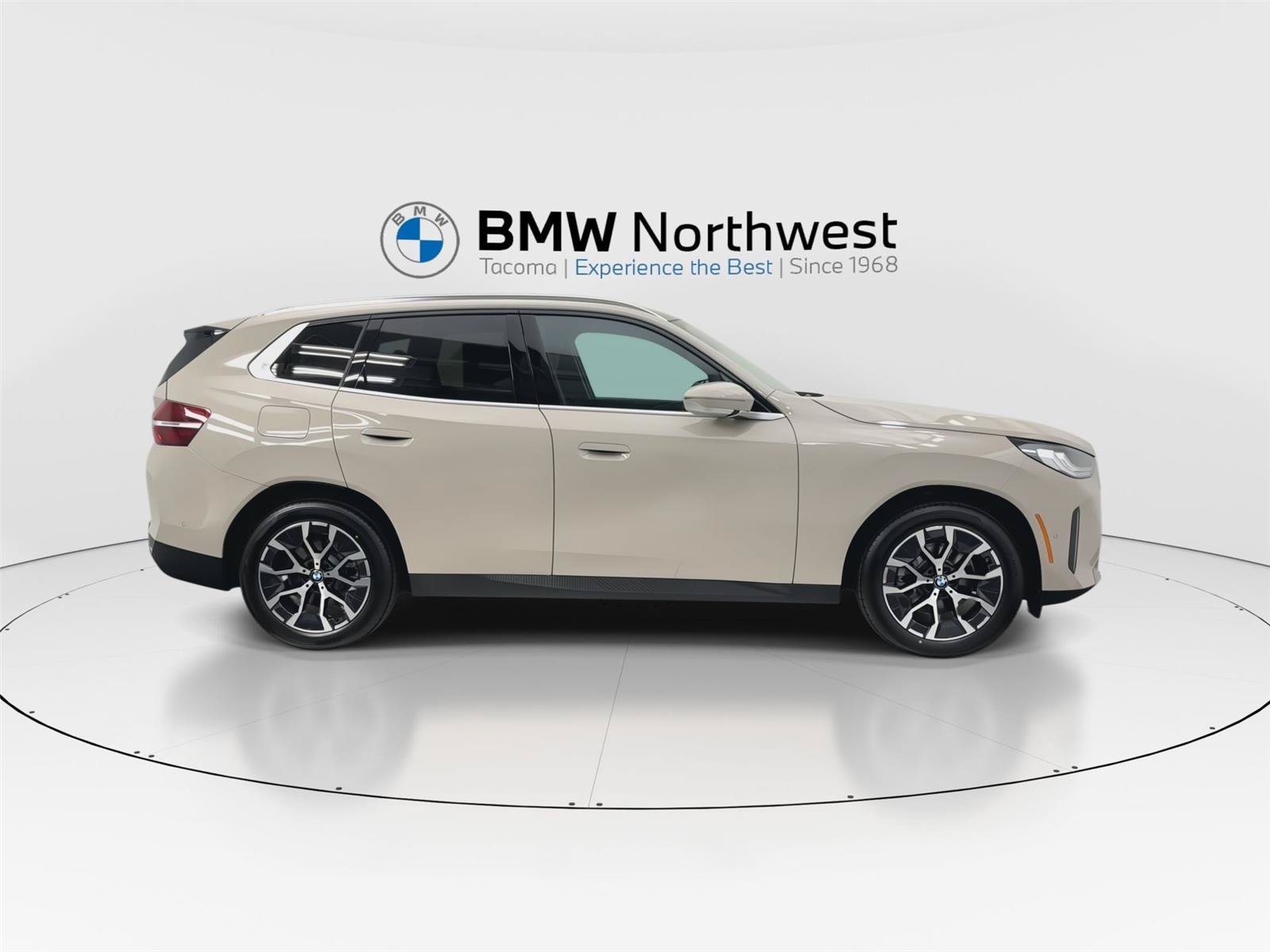 Used 2026 BMW X3 xDrive30i w/ Convenience Package AWD/4WD image 5