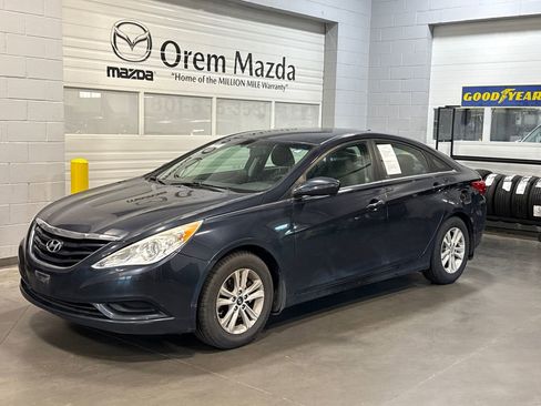 Used 2012 Hyundai Sonata GLS w/ Popular Equipment Pkg FWD image 1