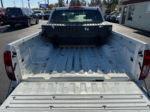 Used 2018 Nissan Frontier S image 17