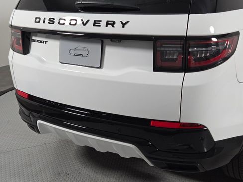 Used 2025 Land Rover Discovery Sport Dynamic SE AWD/4WD image 7