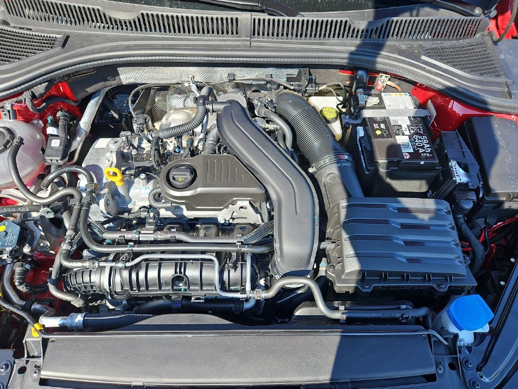 Certified 2026 Volkswagen Jetta SE FWD image 33