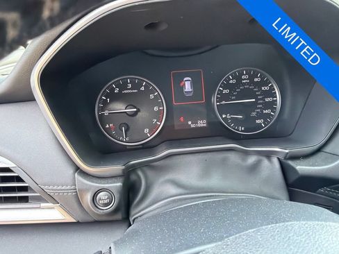 Used 2022 Subaru Outback Limited AWD/4WD image 8